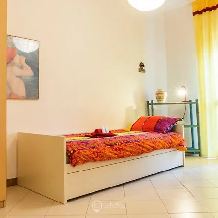 2 Balconies *