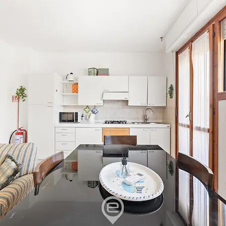 2 Balconies Apartman Alghero